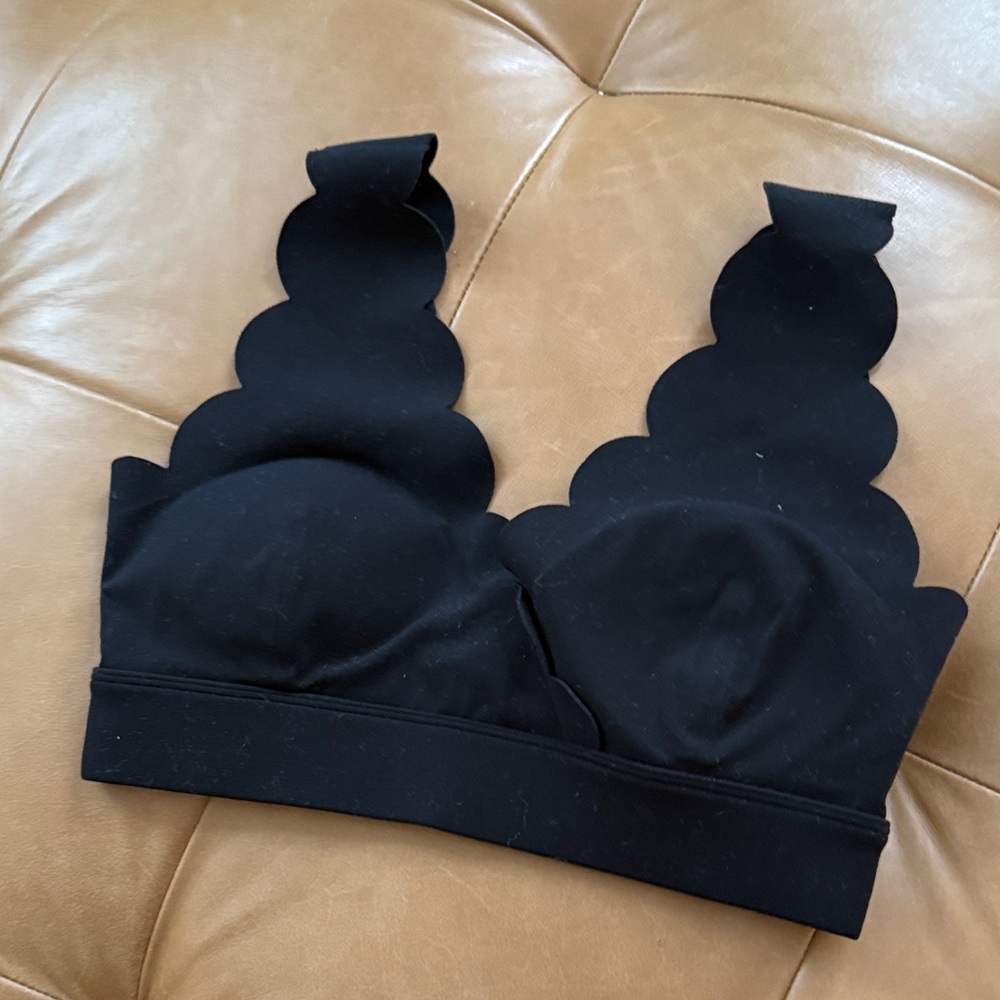 Elegant Black Scalloped Bralette